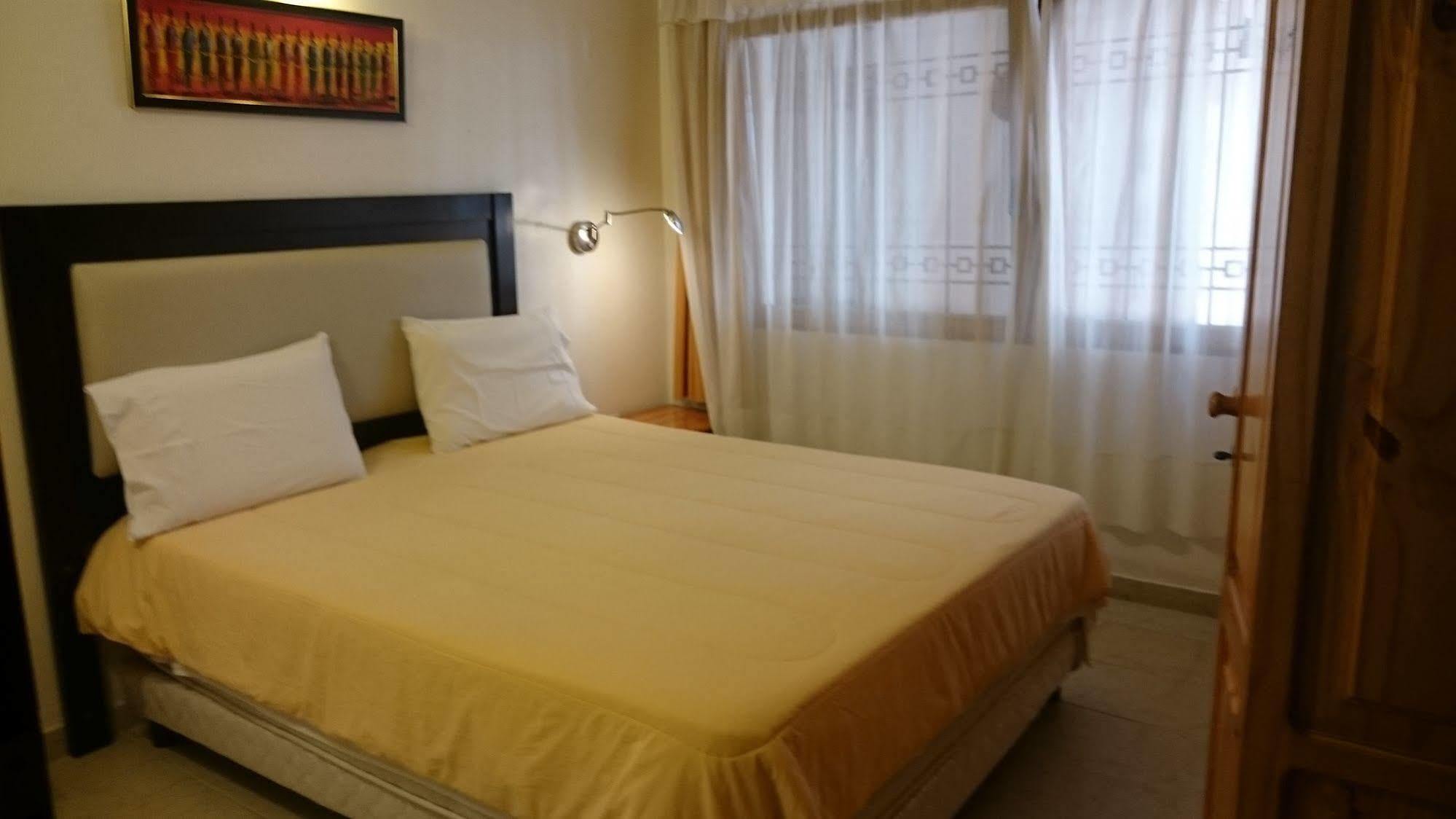 Apart Hotel Porta Westfalica Asuncion Extérieur photo